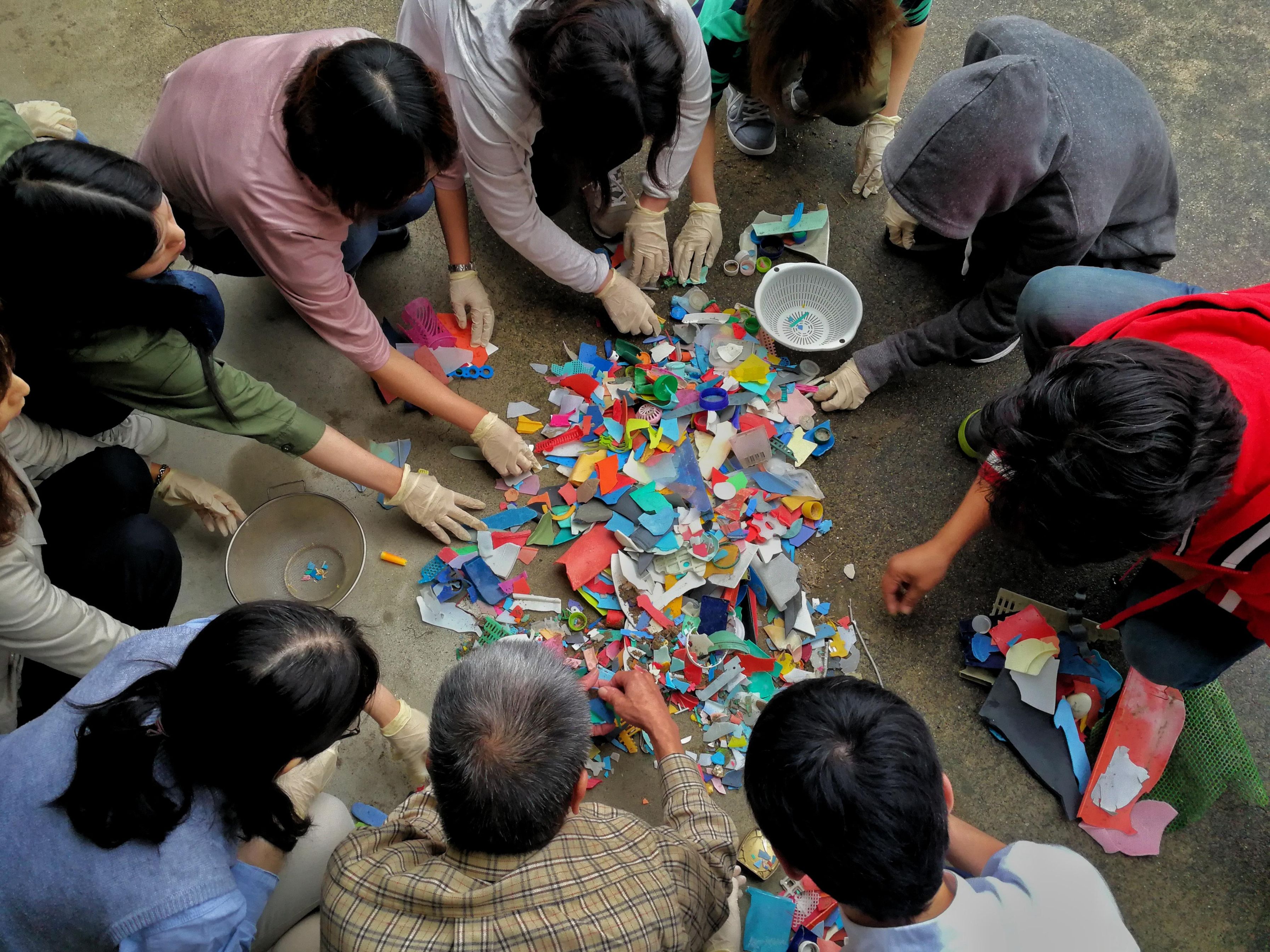 【年度テーマ】カエルデザイン with REHAS(海洋プラスチックアップサイクルアクセサリー）