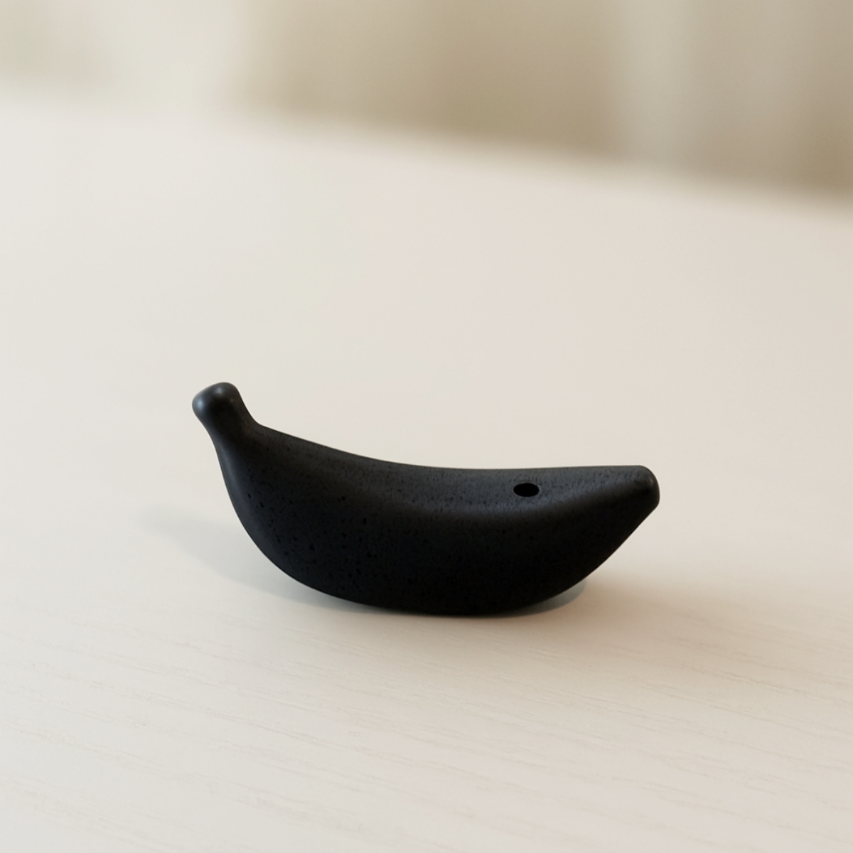 【自由テーマ】BANANA BLACK｜Smoke（お香立て）