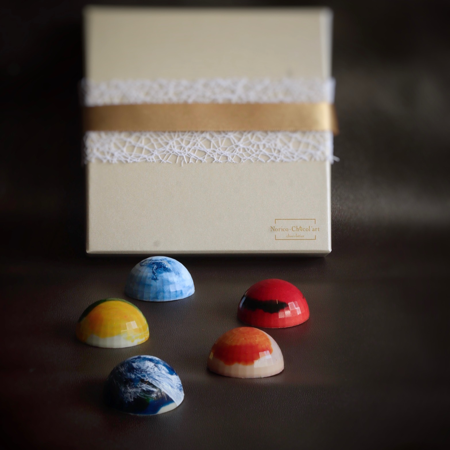 【自由テーマ】ノリコショコラー花に想う/月に願う