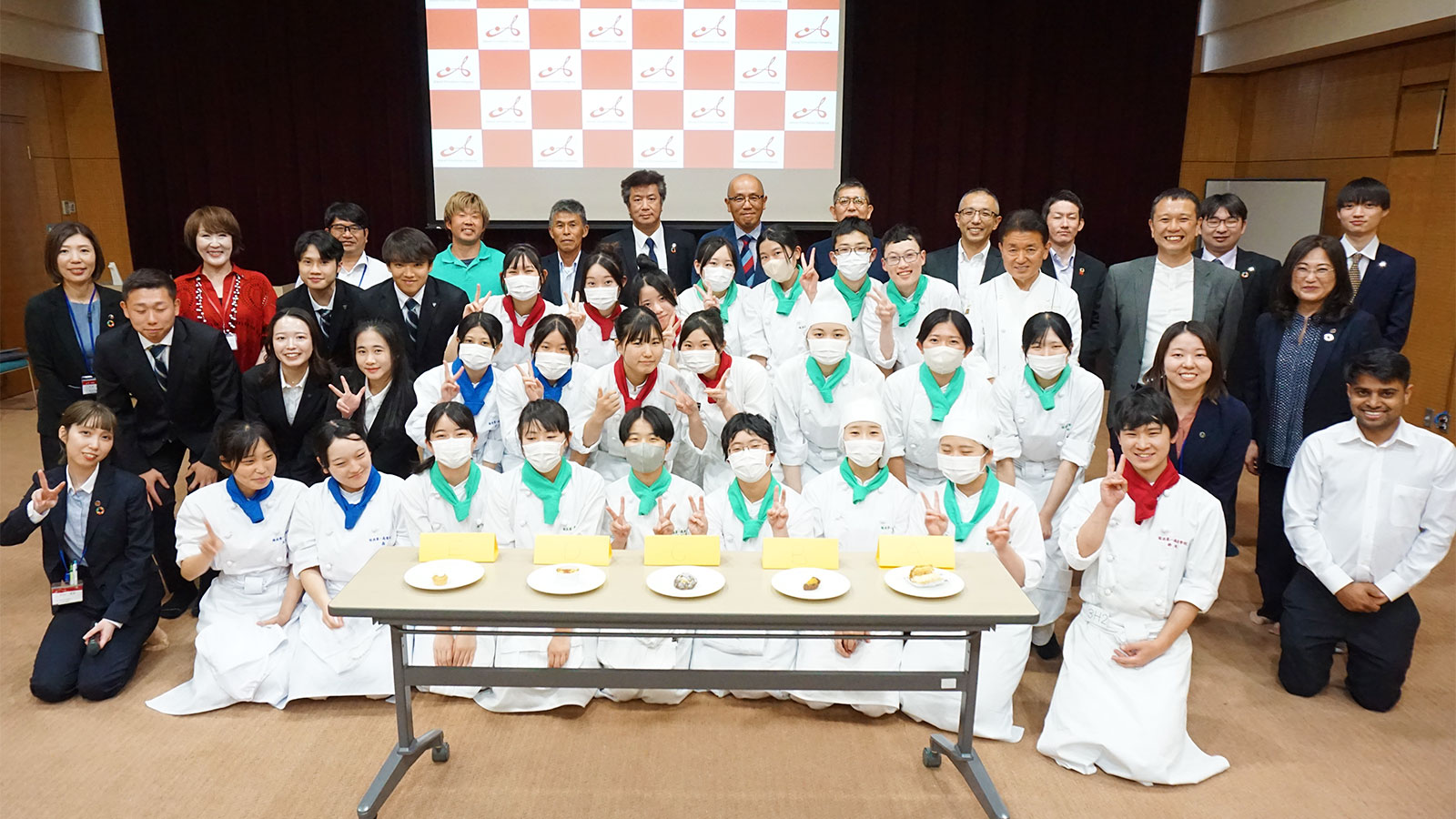 【自由テーマ】親孝行スイーツ「ハイスクールマフィン」